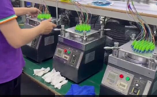 Yüksek verimlilikli öğütme için sertleştirilmiş paslanmaz çelikle 48 portlu LC PC Fiber Optic Polishing Jig